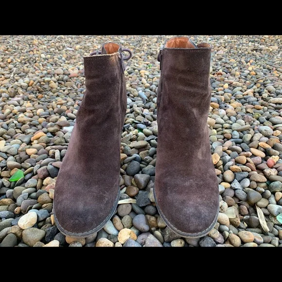 Lucky Brand Yamina Brown Suede Wedge Zip Ankle Booties - Picture 2 of 5